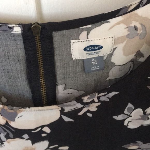 Mini dress - Picture 3 of 4